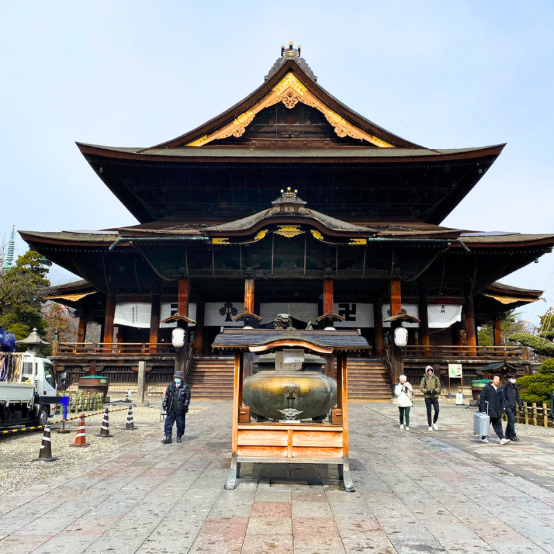 東京長野5日行程:淺草、輕井澤(草津溫泉)、長野、雪祭秘景(重點行程:特色列車、雪猿、1-2月之雪祭)