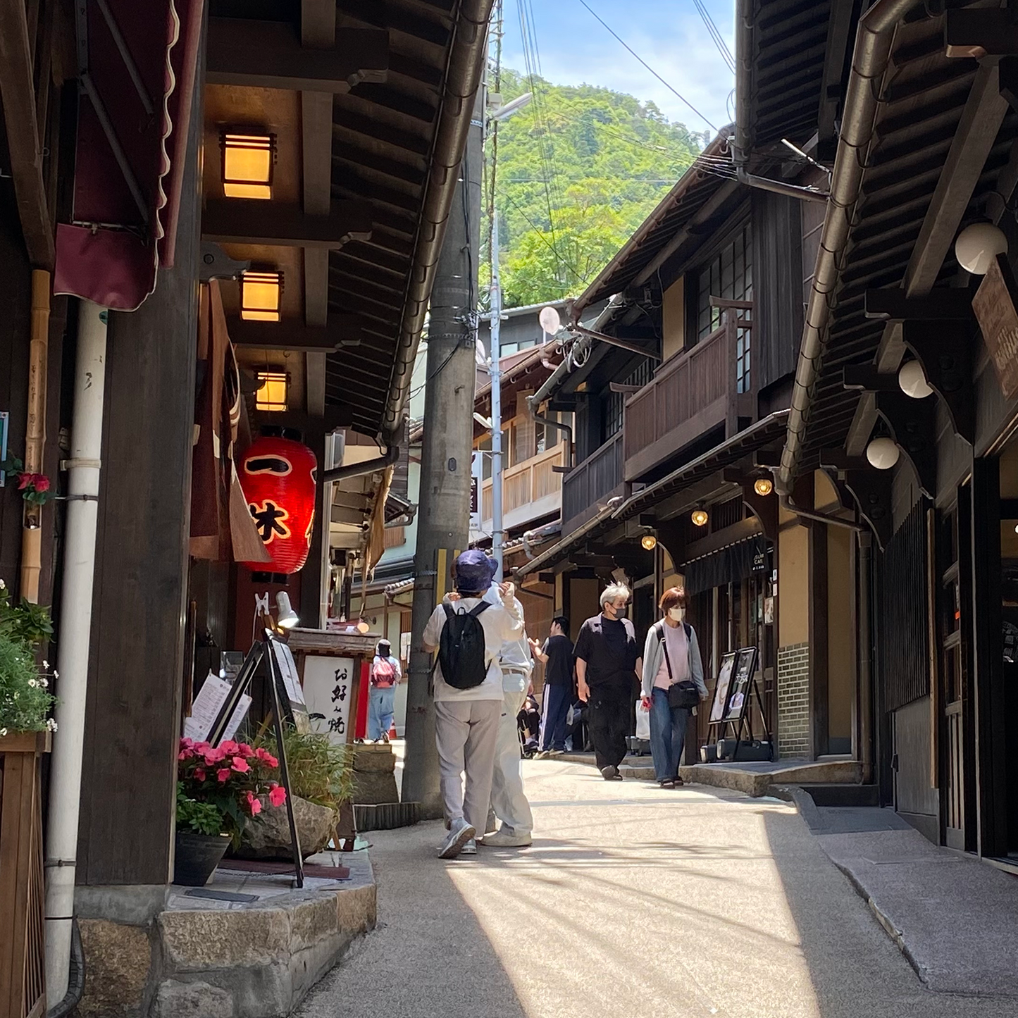 關西4日行程:大阪、兵庫、淡路(重點:箕面新綠紅楓、有馬溫泉.淡路西岸新景點)