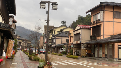 名古屋、敦賀、加賀、金澤、富山、高山北陸行程